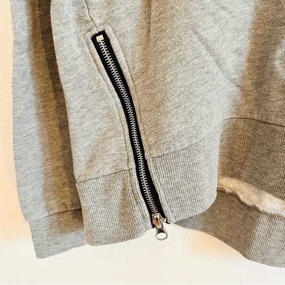 Only oversized grey hoodie with side zippers - Picture 2 of 11